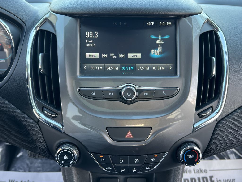 2016 Chevrolet Cruze Image 20