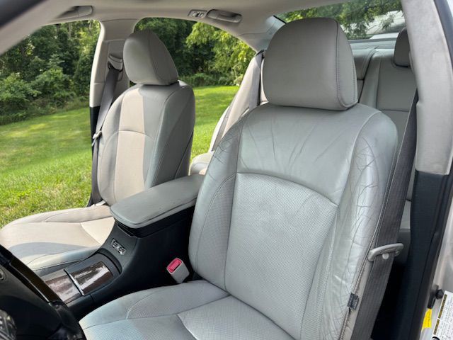 2012 Lexus ES Image 13