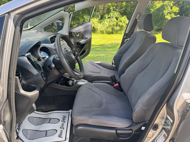 2010 Honda Fit Image 11