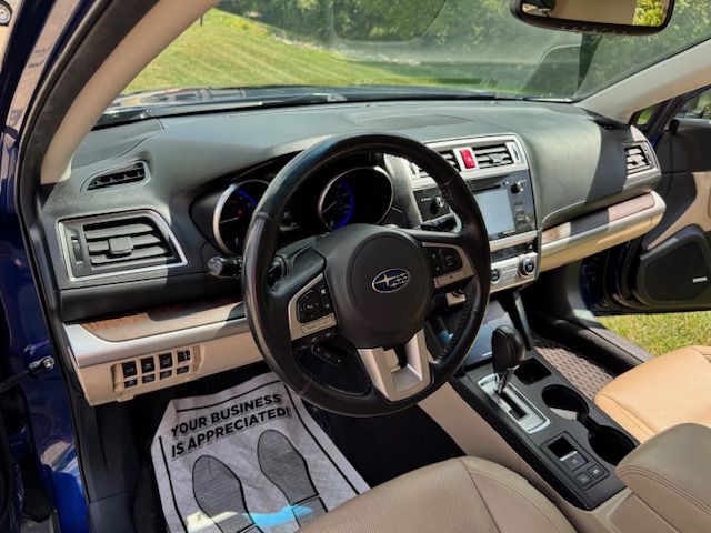 2015 Subaru Outback Image 10