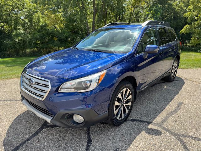 2015 Subaru Outback Image 1
