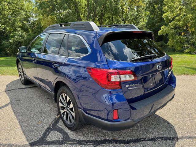 2015 Subaru Outback Image 3