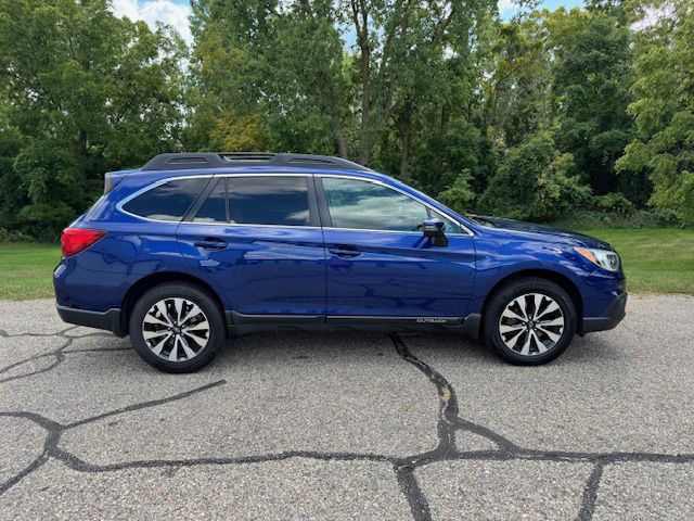 2015 Subaru Outback Image 6