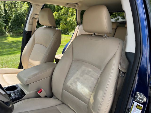 2015 Subaru Outback Image 12