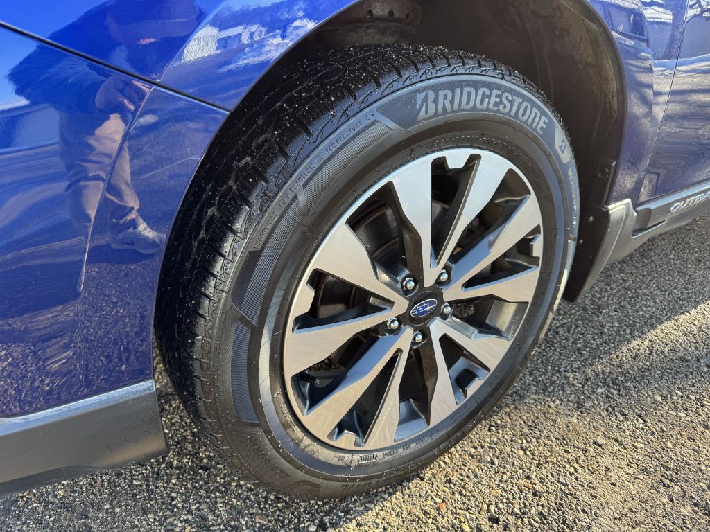 2015 Subaru Outback Image 10