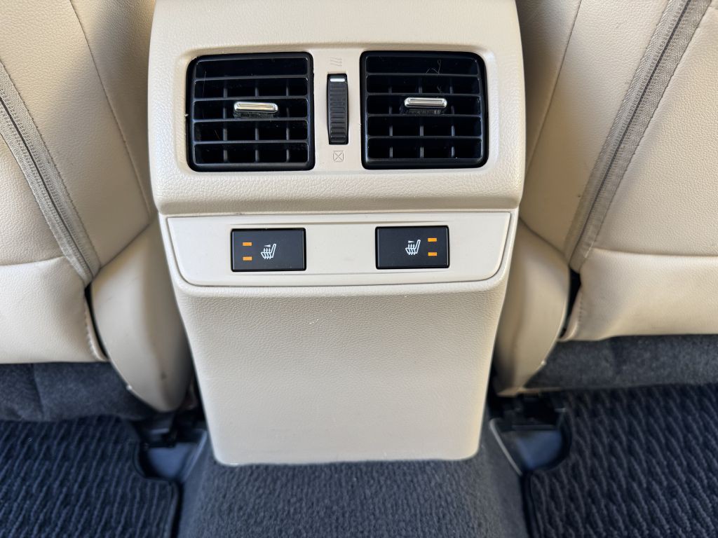 2015 Subaru Outback Image 25
