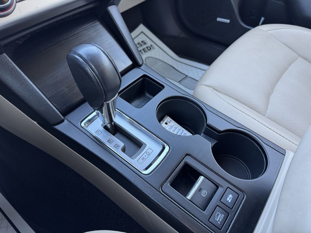 2015 Subaru Outback Image 26