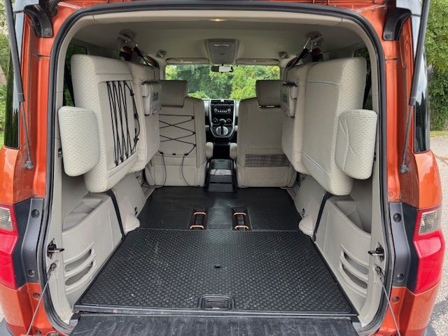 2010 Honda Element Image 8
