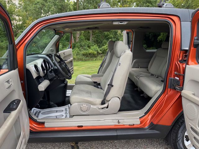 2010 Honda Element Image 14