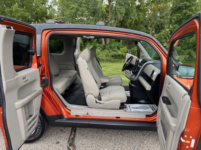 2010 Honda Element Image 18