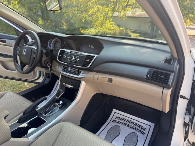 2014 Honda Accord Image 13