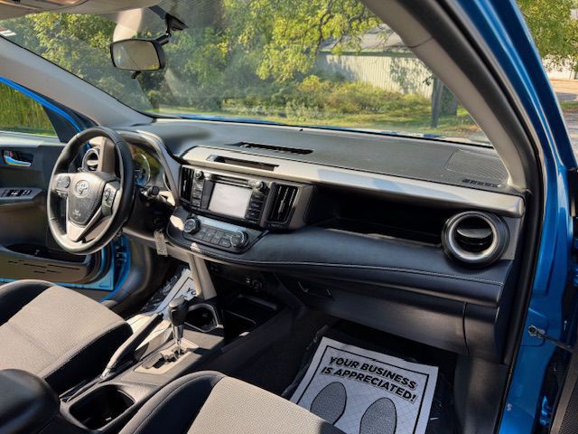 2016 Toyota Rav4 Image 14