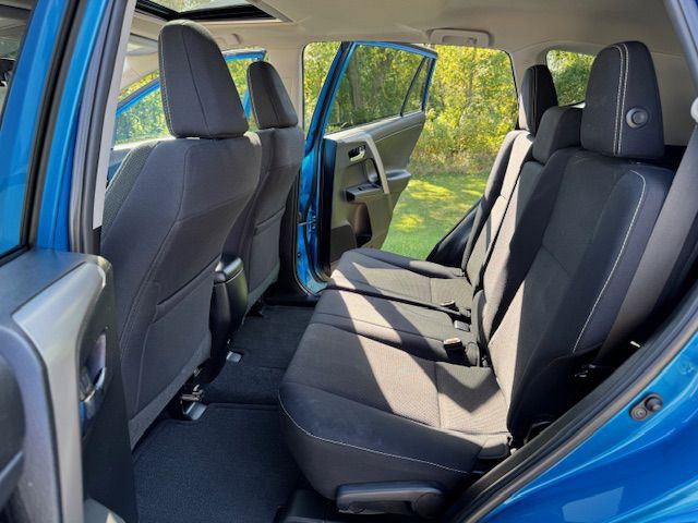 2016 Toyota Rav4 Image 17