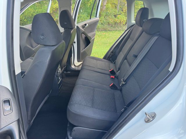 2015 Volkswagen Tiguan Image 17