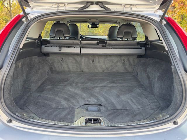 2015 Volvo V60 Image 7