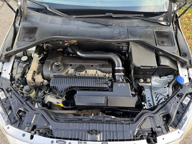 2015 Volvo V60 Image 9