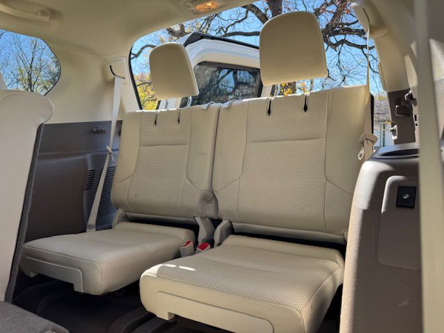 2013 Lexus GX Image 20