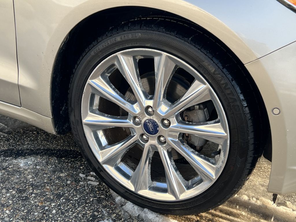 2017 Ford Fusion Image 9