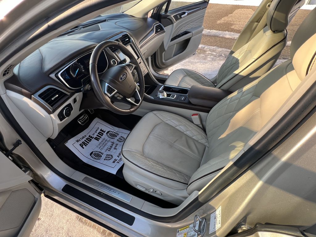 2017 Ford Fusion Image 10