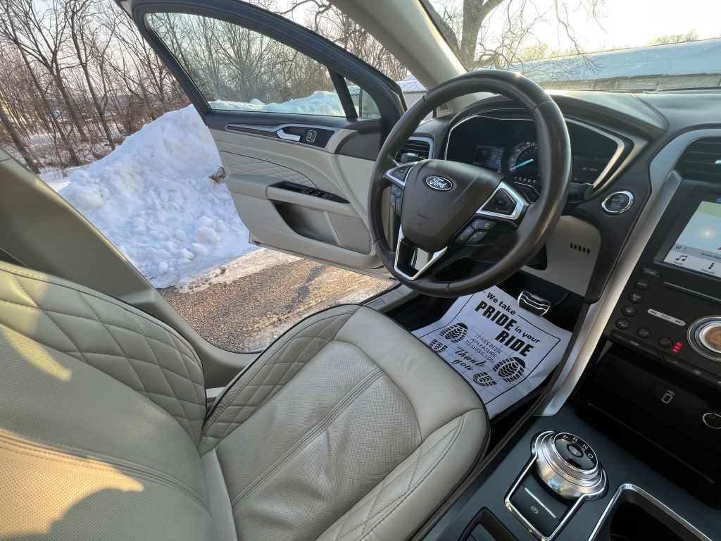 2017 Ford Fusion Image 13