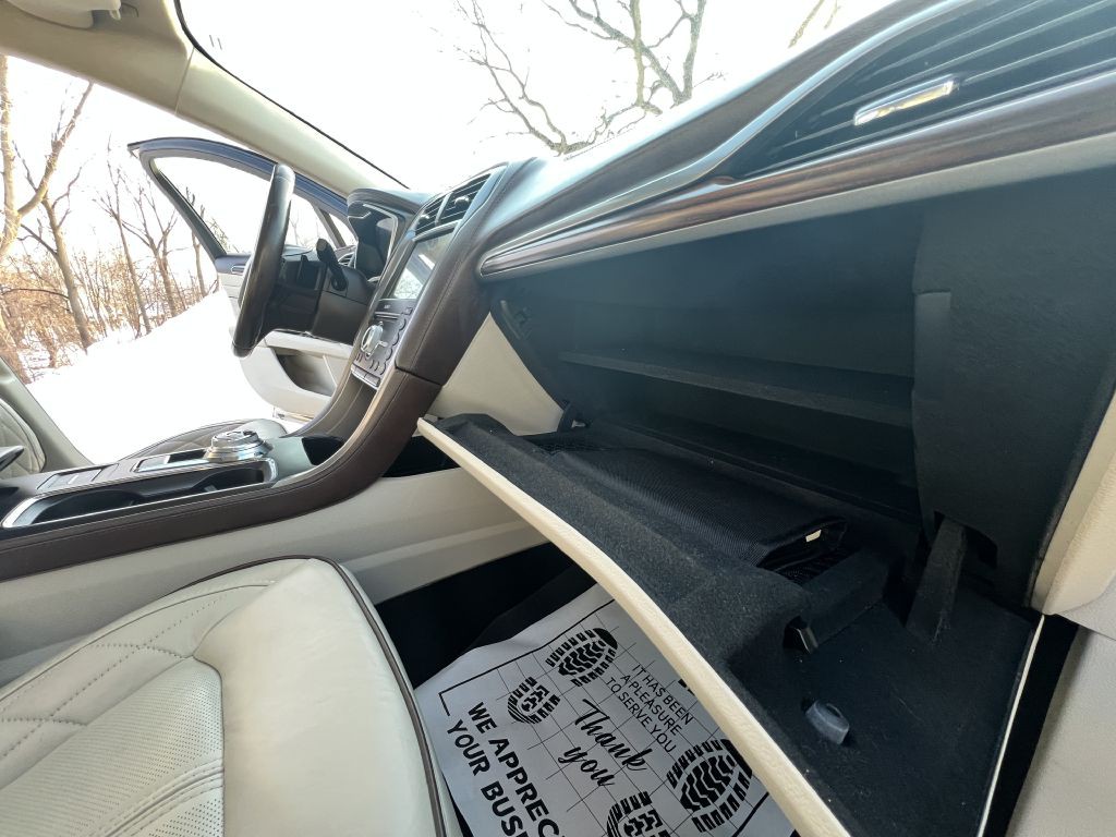 2017 Ford Fusion Image 14