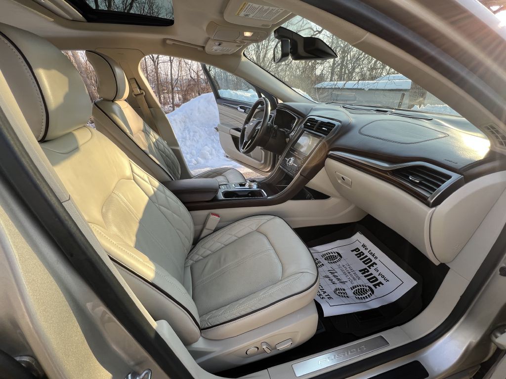 2017 Ford Fusion Image 15