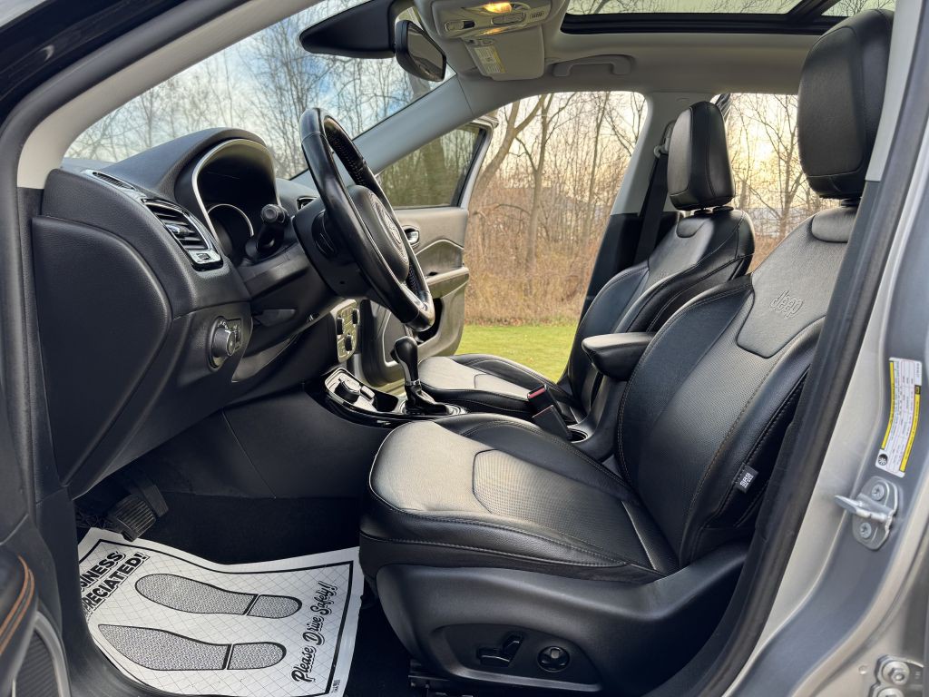 2020 Jeep Compass Image 12