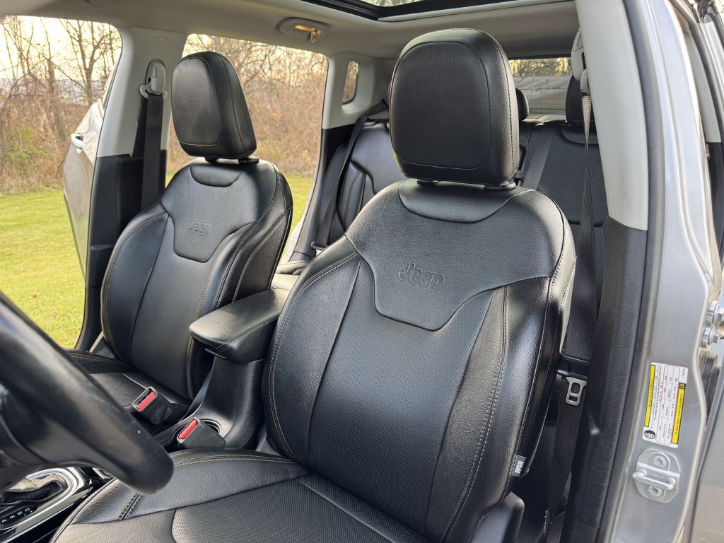 2020 Jeep Compass Image 13