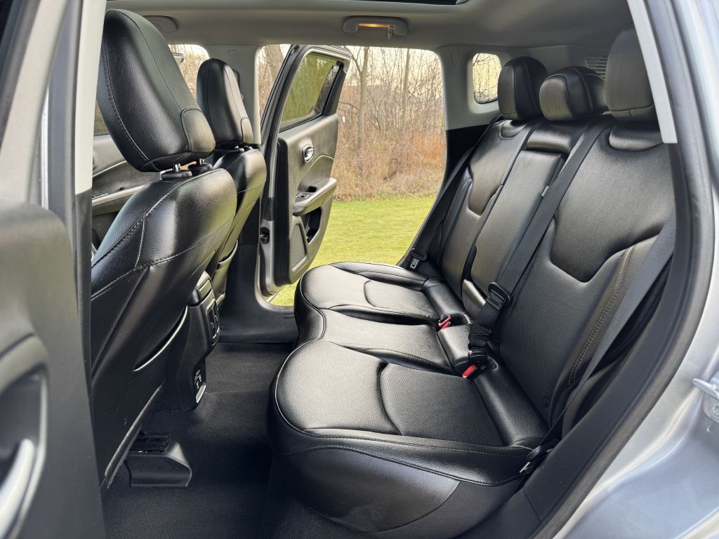 2020 Jeep Compass Image 17