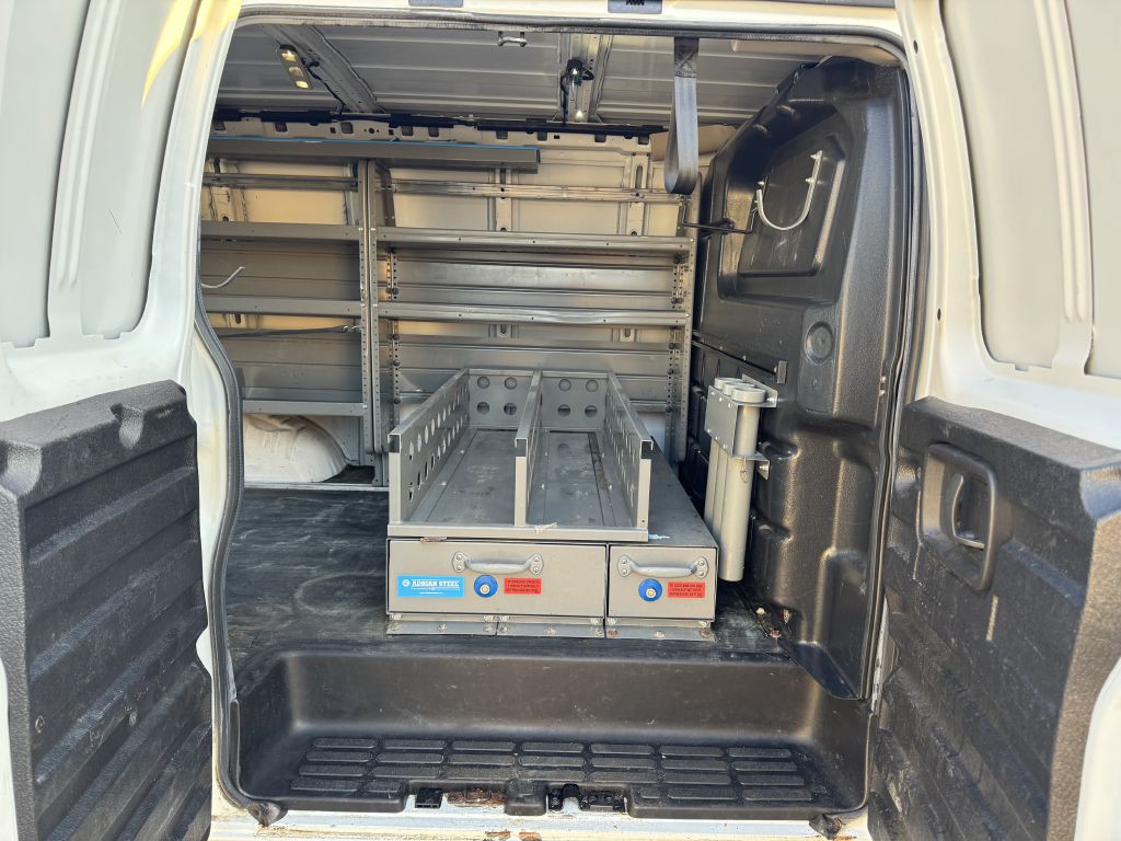 2019 Chevrolet Express Image 8