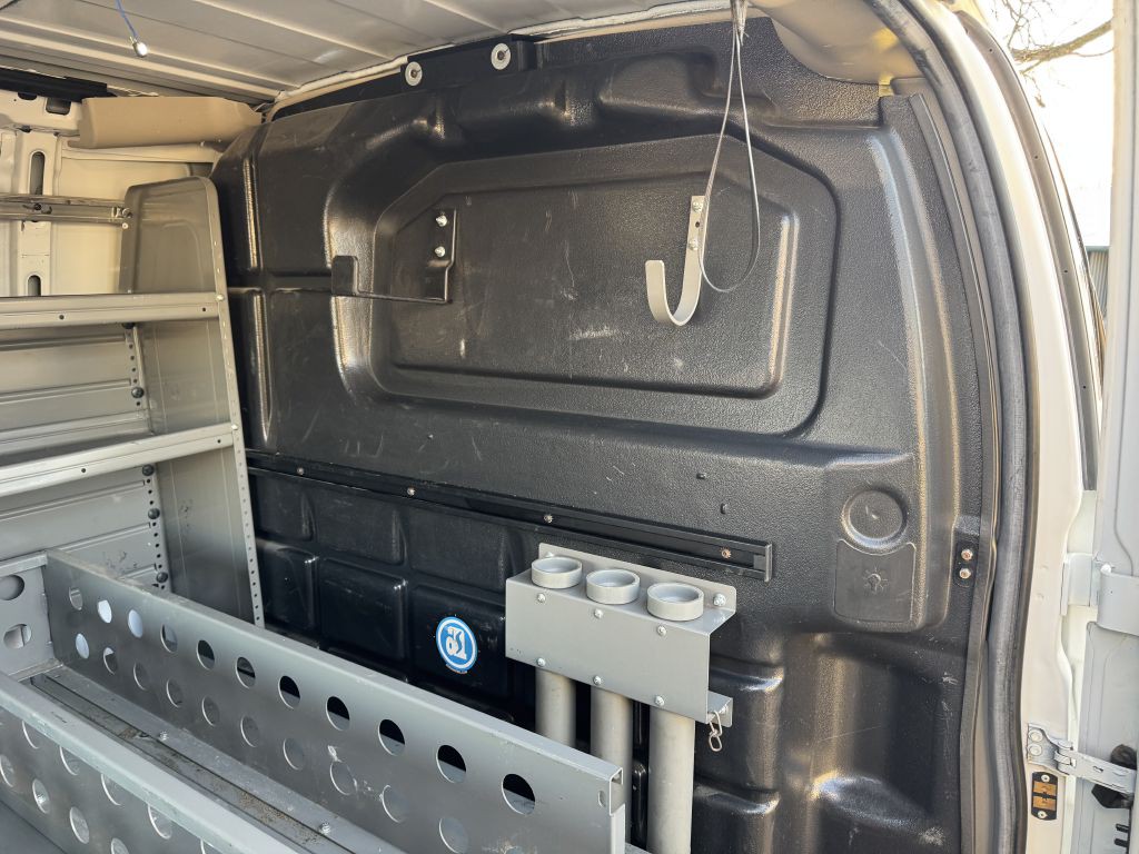 2019 Chevrolet Express Image 10