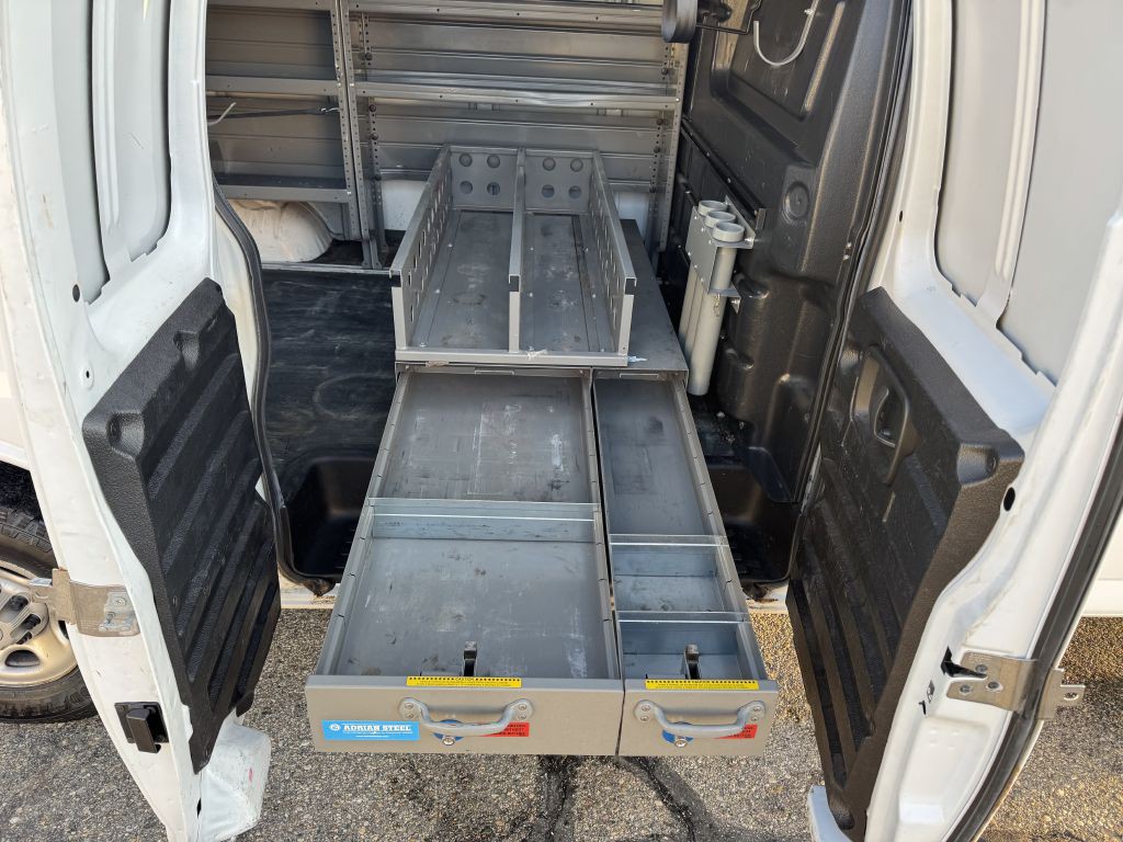 2019 Chevrolet Express Image 12