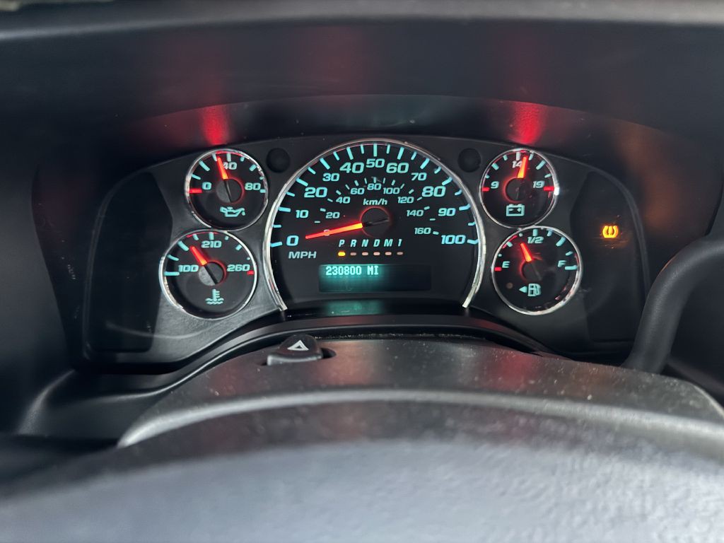 2019 Chevrolet Express Image 20