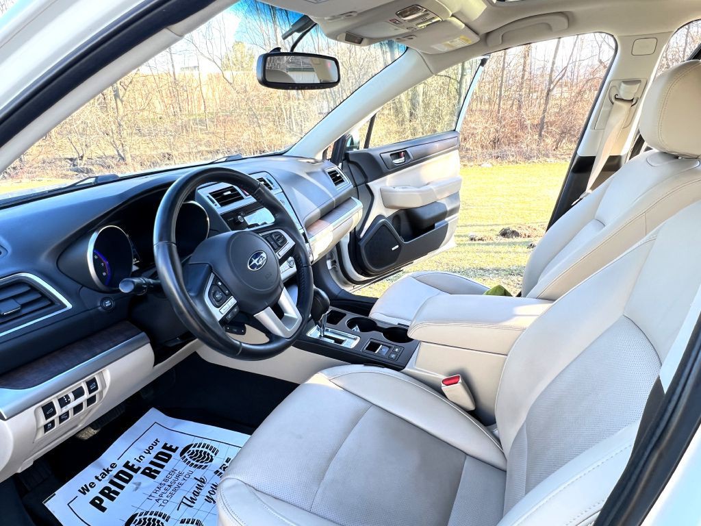 2017 Subaru Outback Image 7