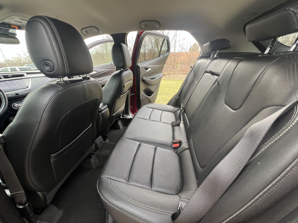 2021 Buick Enclave Image 7