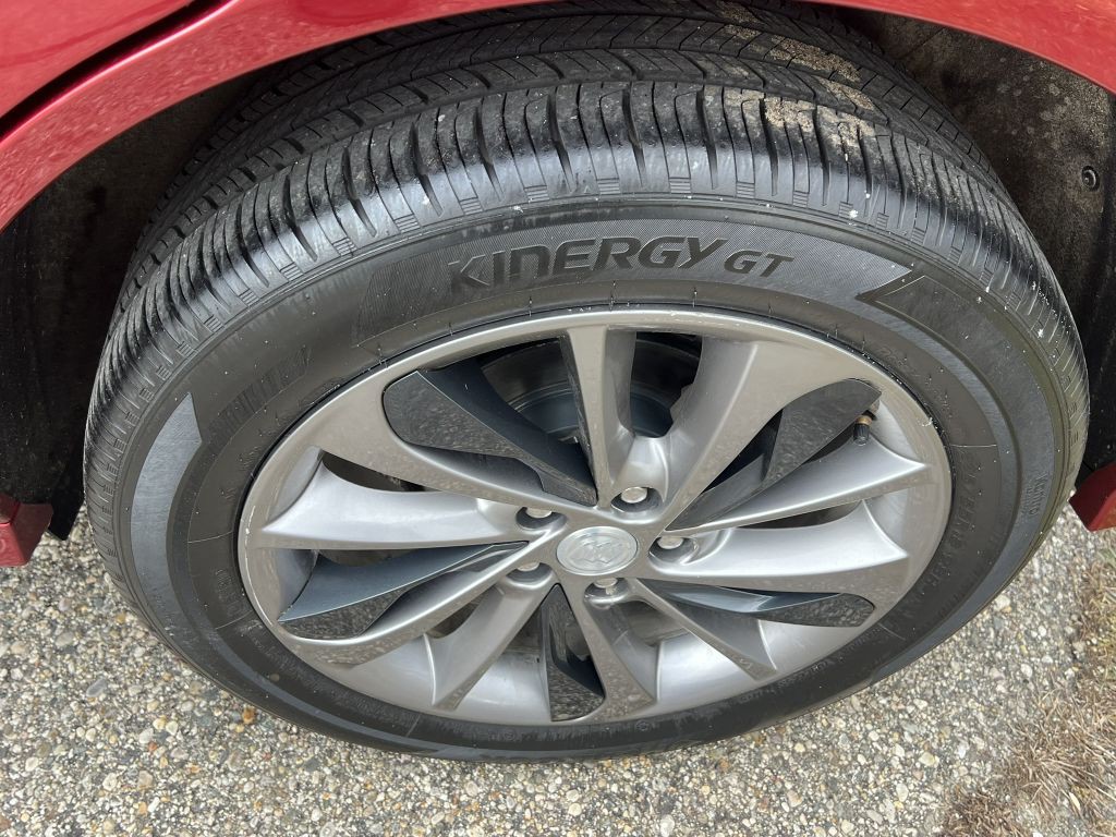 2021 Buick Enclave Image 11