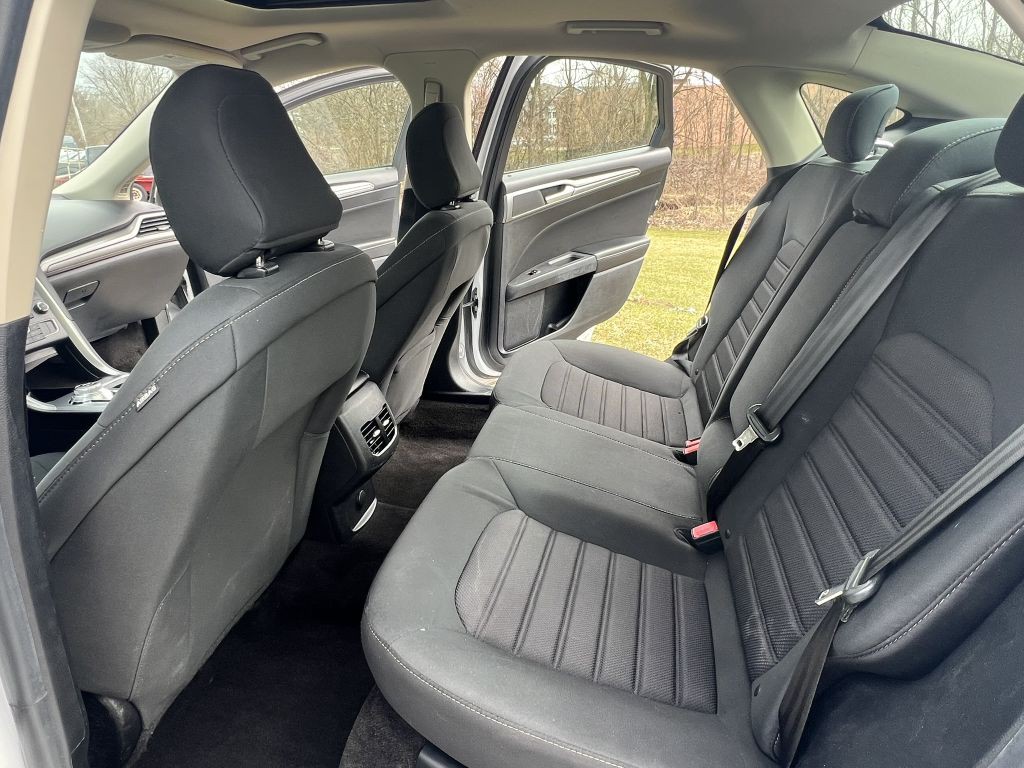 2020 Ford Fusion Image 6