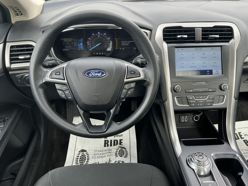 2020 Ford Fusion Image 9