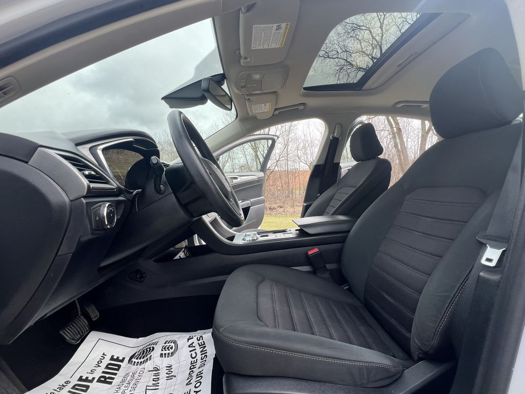 2020 Ford Fusion Image 10