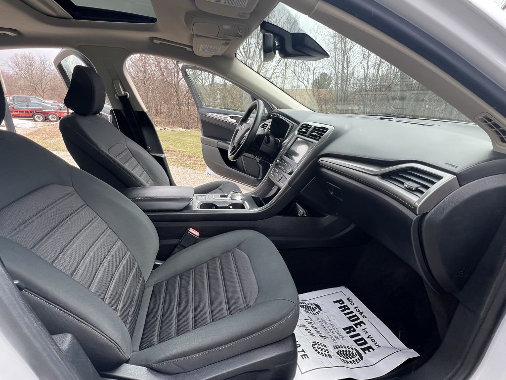 2020 Ford Fusion Image 13