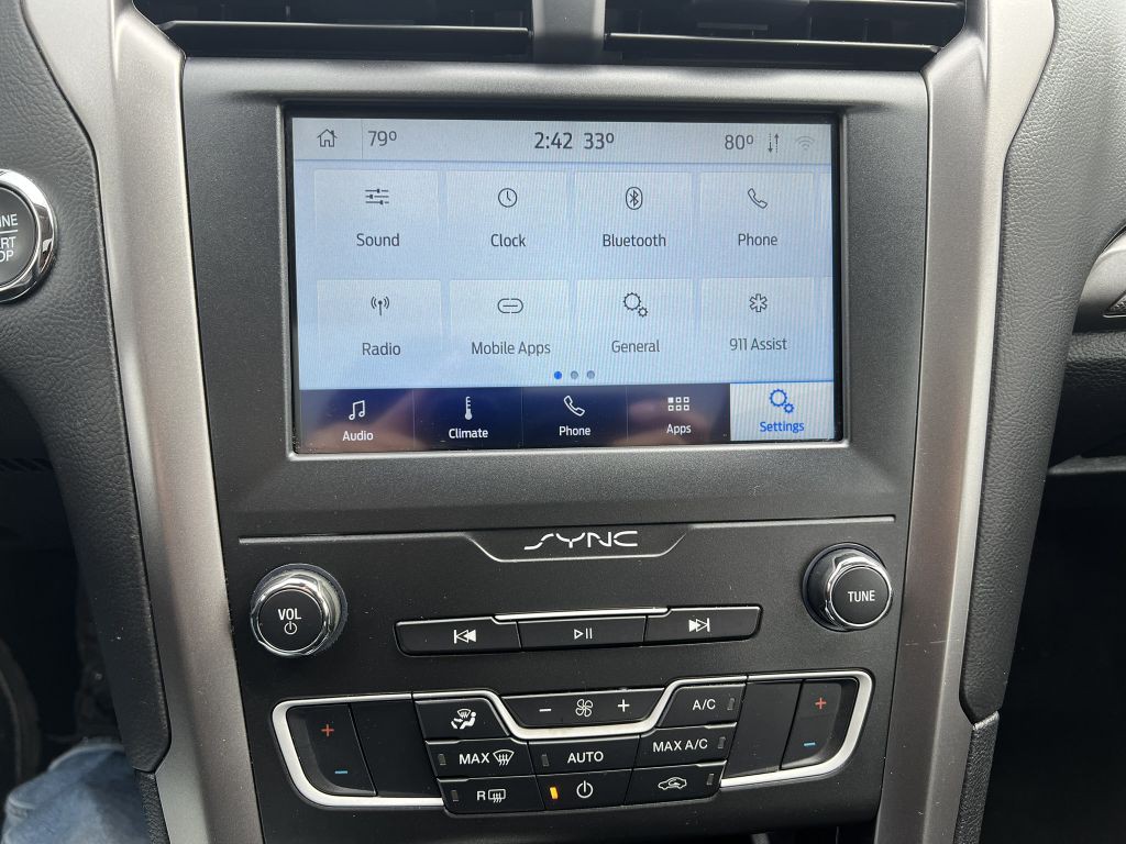 2020 Ford Fusion Image 18