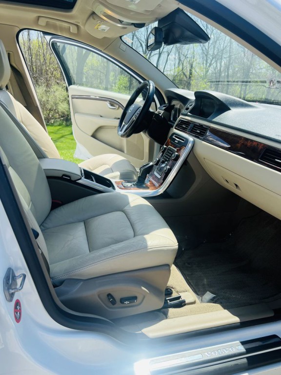 2015 Volvo S80 Image 9