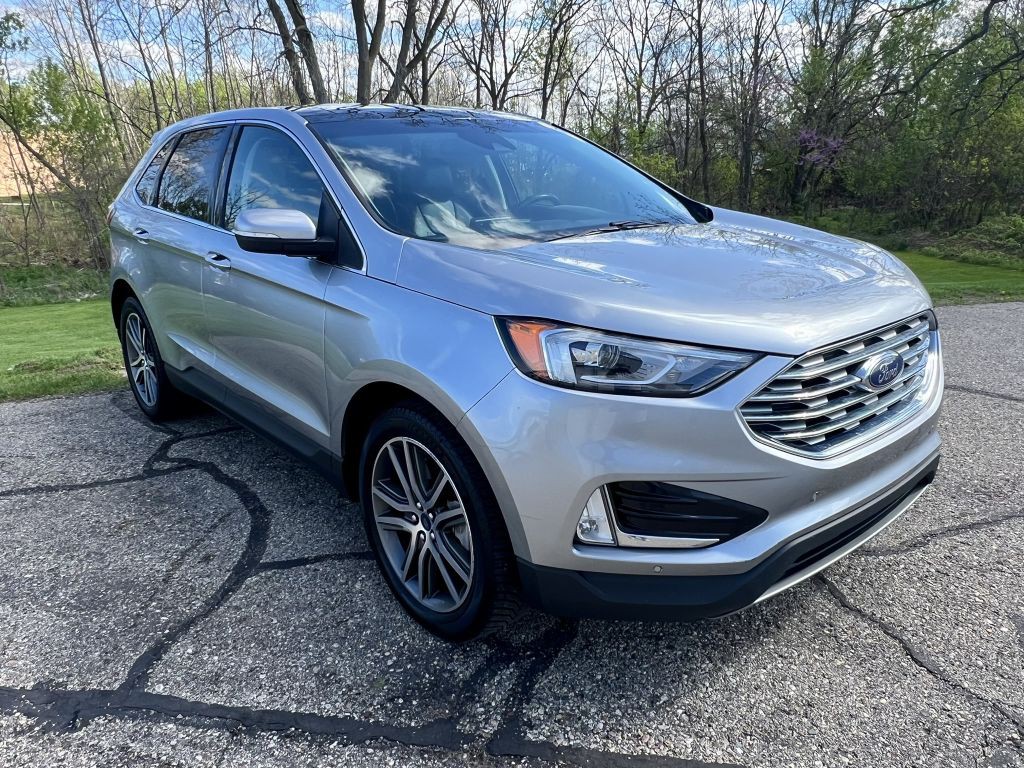 2021 Ford Edge Image 2