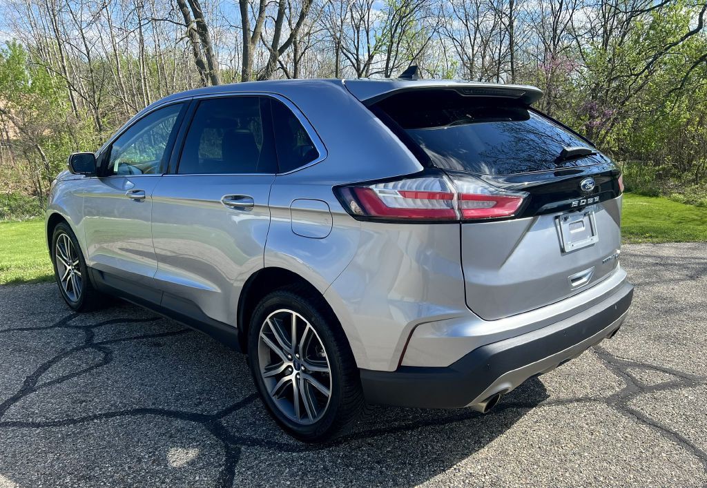 2021 Ford Edge Image 4