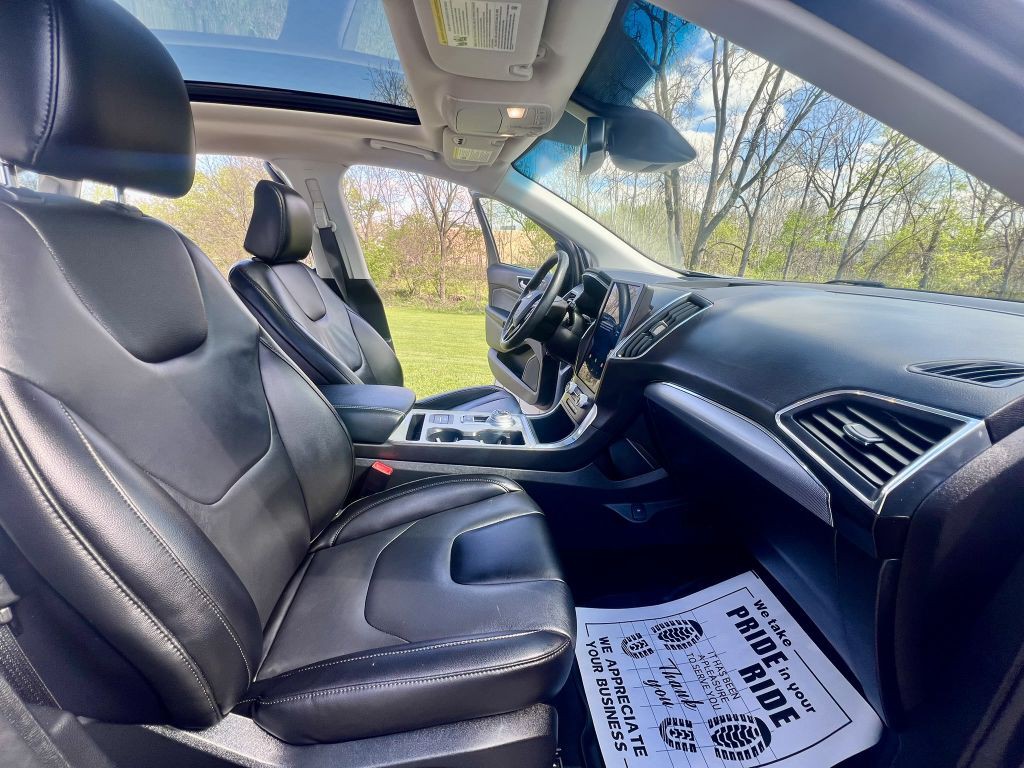 2021 Ford Edge Image 5