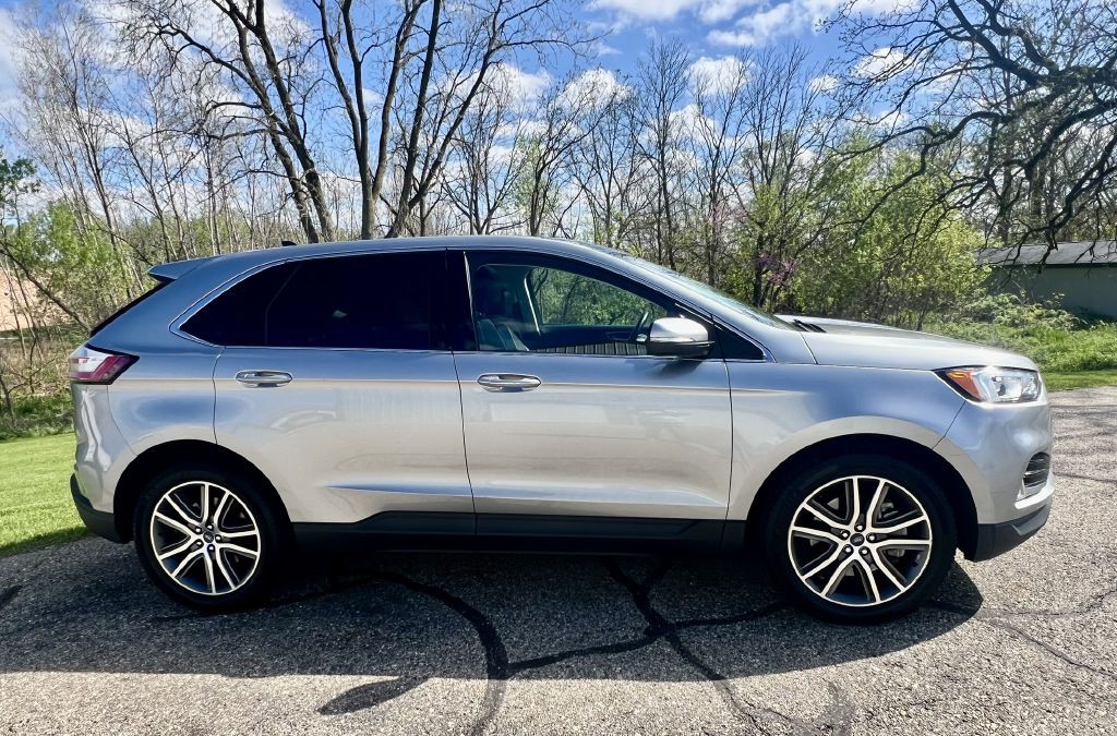 2021 Ford Edge Image 8