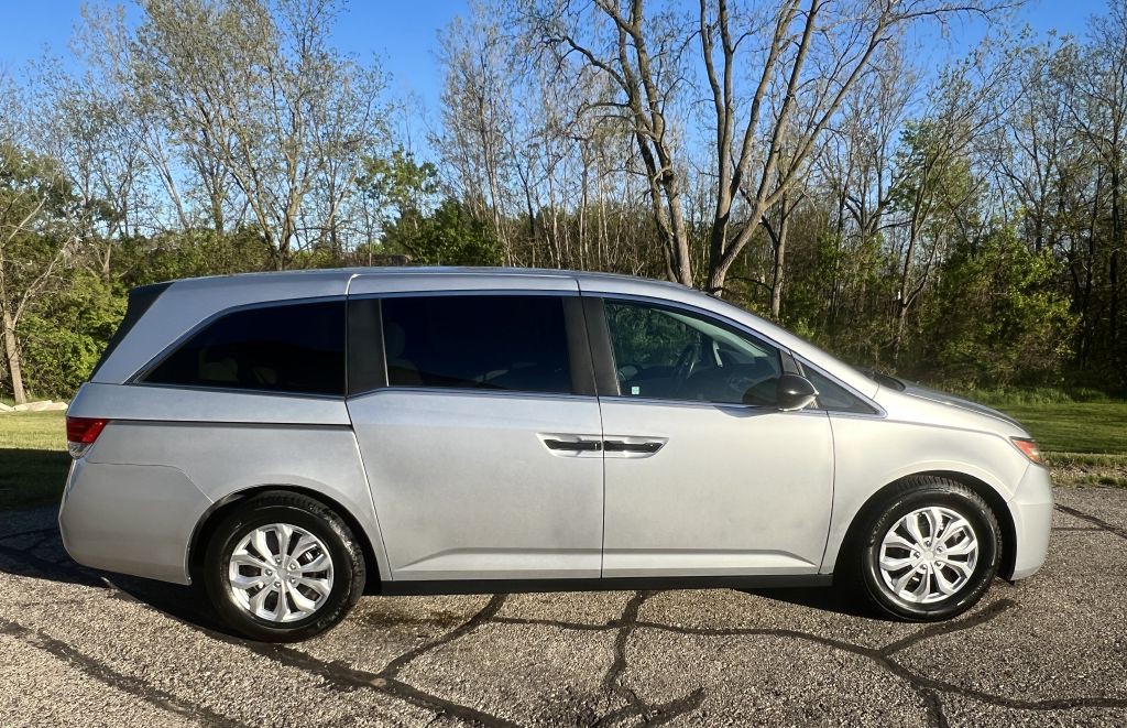 2014 Honda Odyssey Image 4