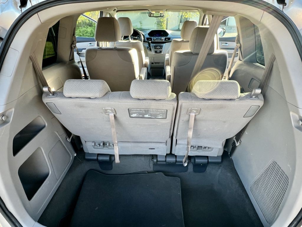 2014 Honda Odyssey Image 10