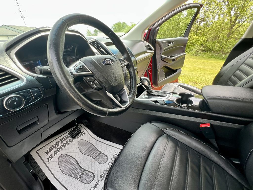 2016 Ford Edge Image 8