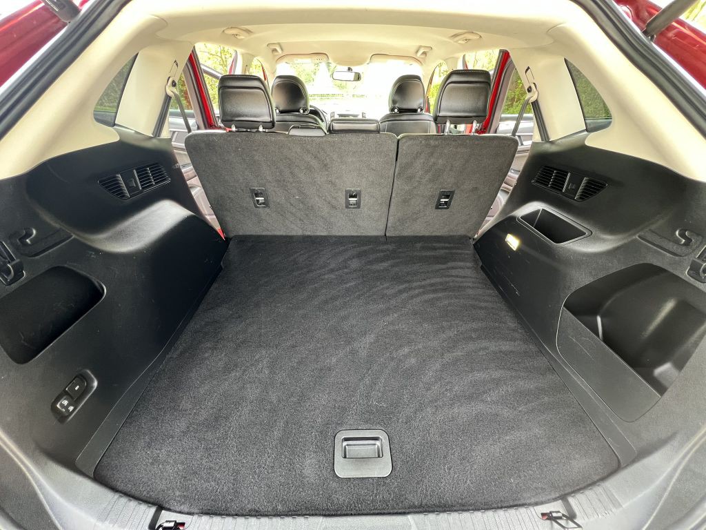 2016 Ford Edge Image 13